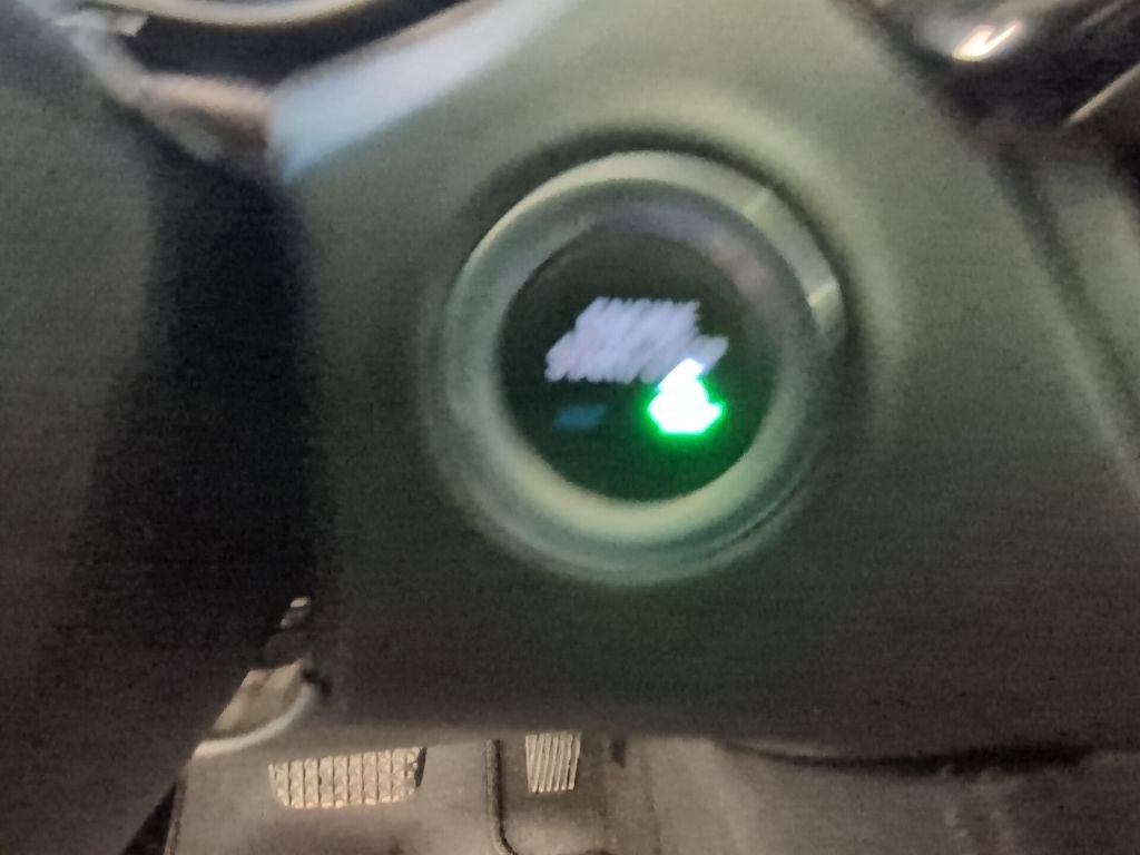 Used 2017 Buick Envision Essence image 16