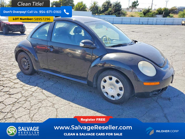 Used 2010 Volkswagen Beetle Coupe FWD image 5