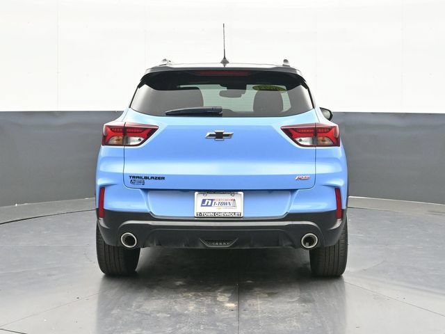 Used 2023 Chevrolet TrailBlazer RS w/ Sun and Liftgate Package FWD image 11