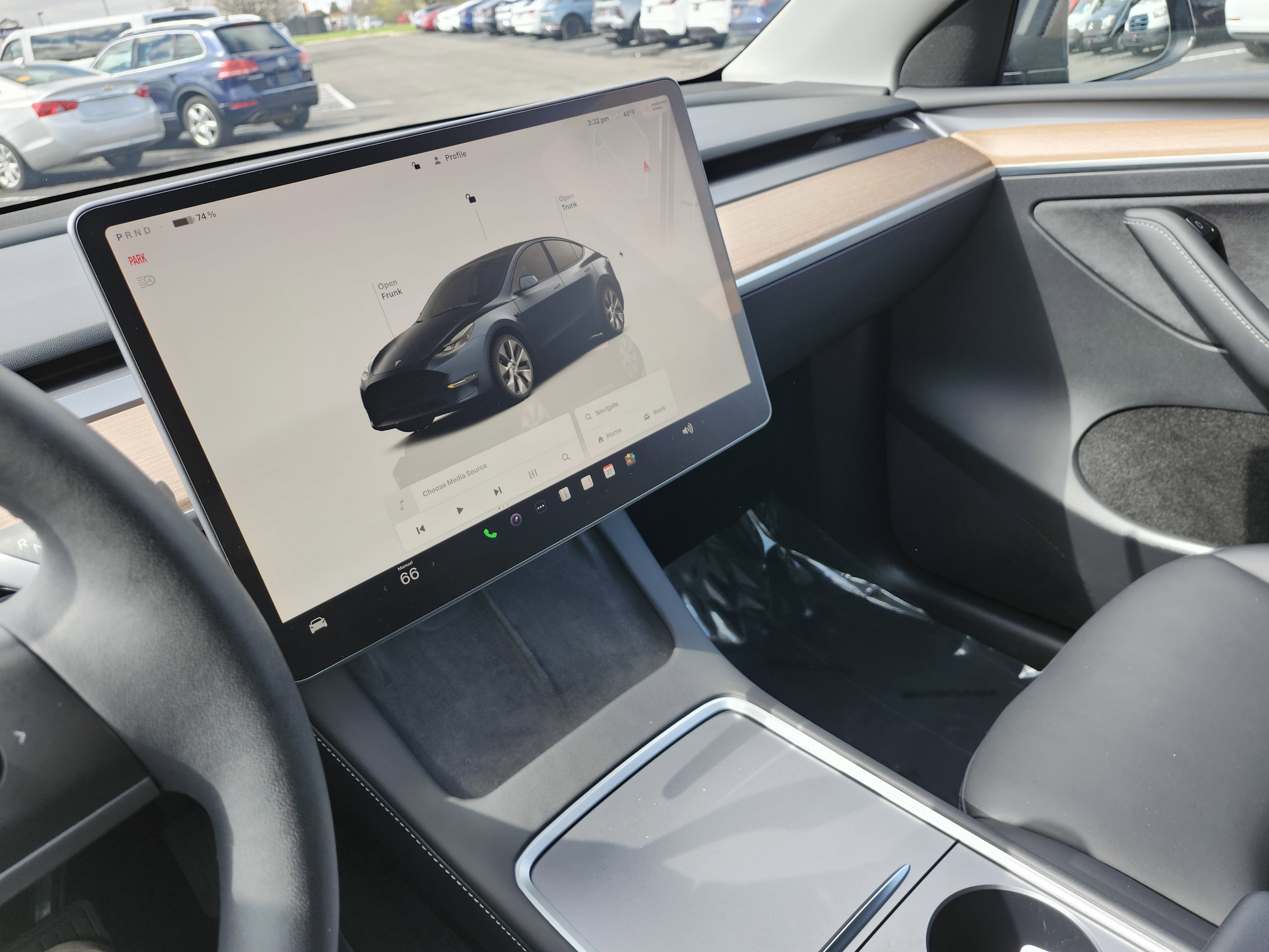 Used 2024 Tesla Model Y Long Range AWD/4WD image 28