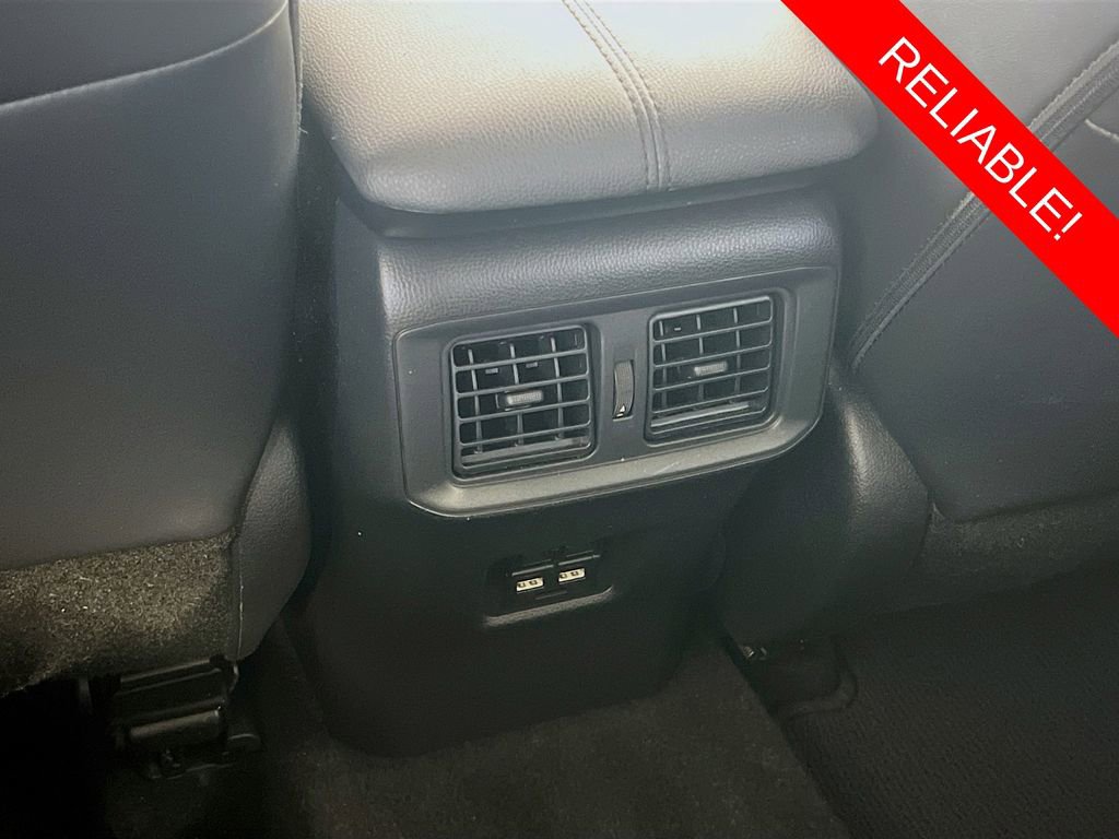 Used 2021 Toyota RAV4 XLE Premium image 26