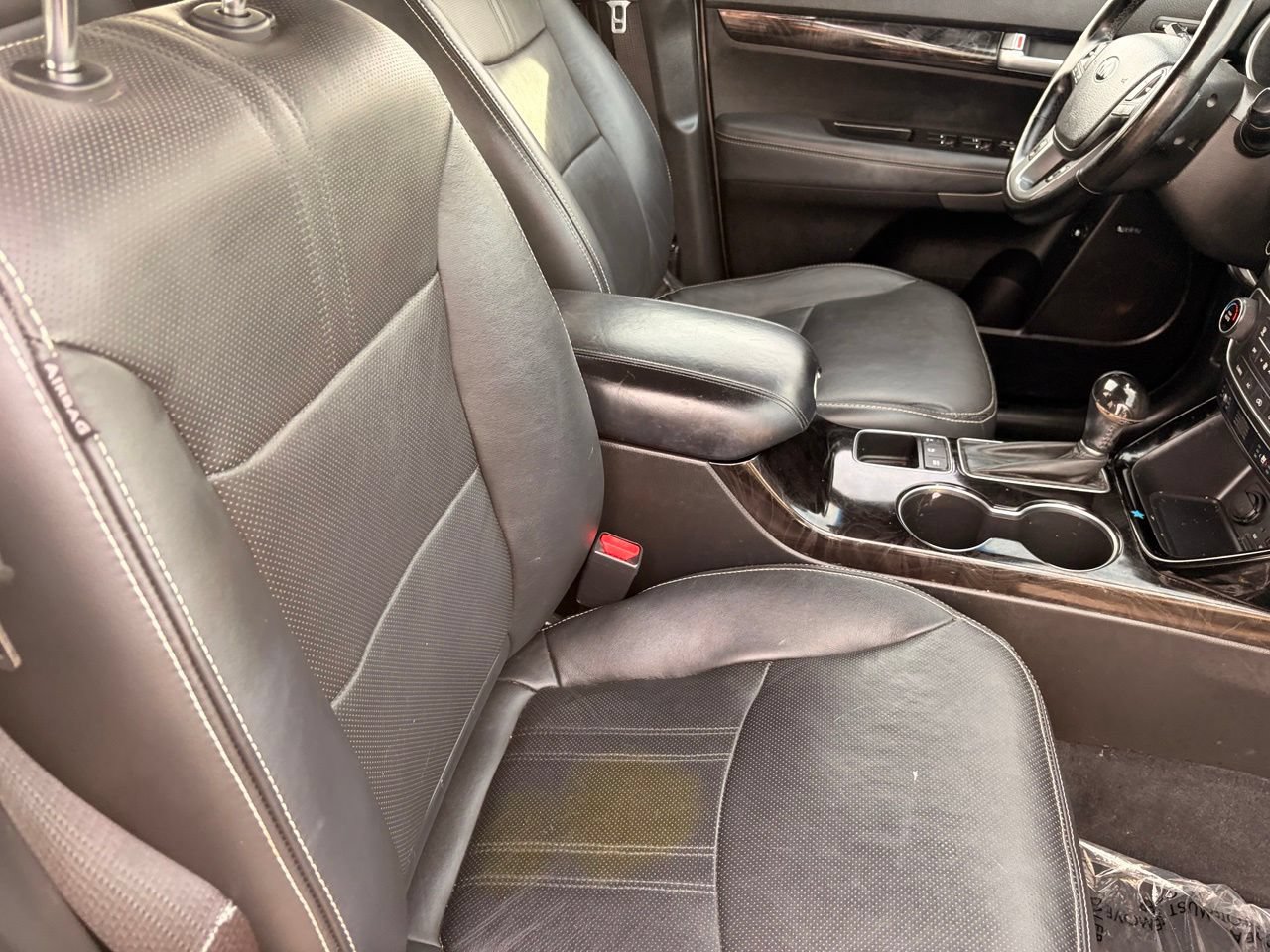 Used 2014 Kia Sorento SX FWD image 10
