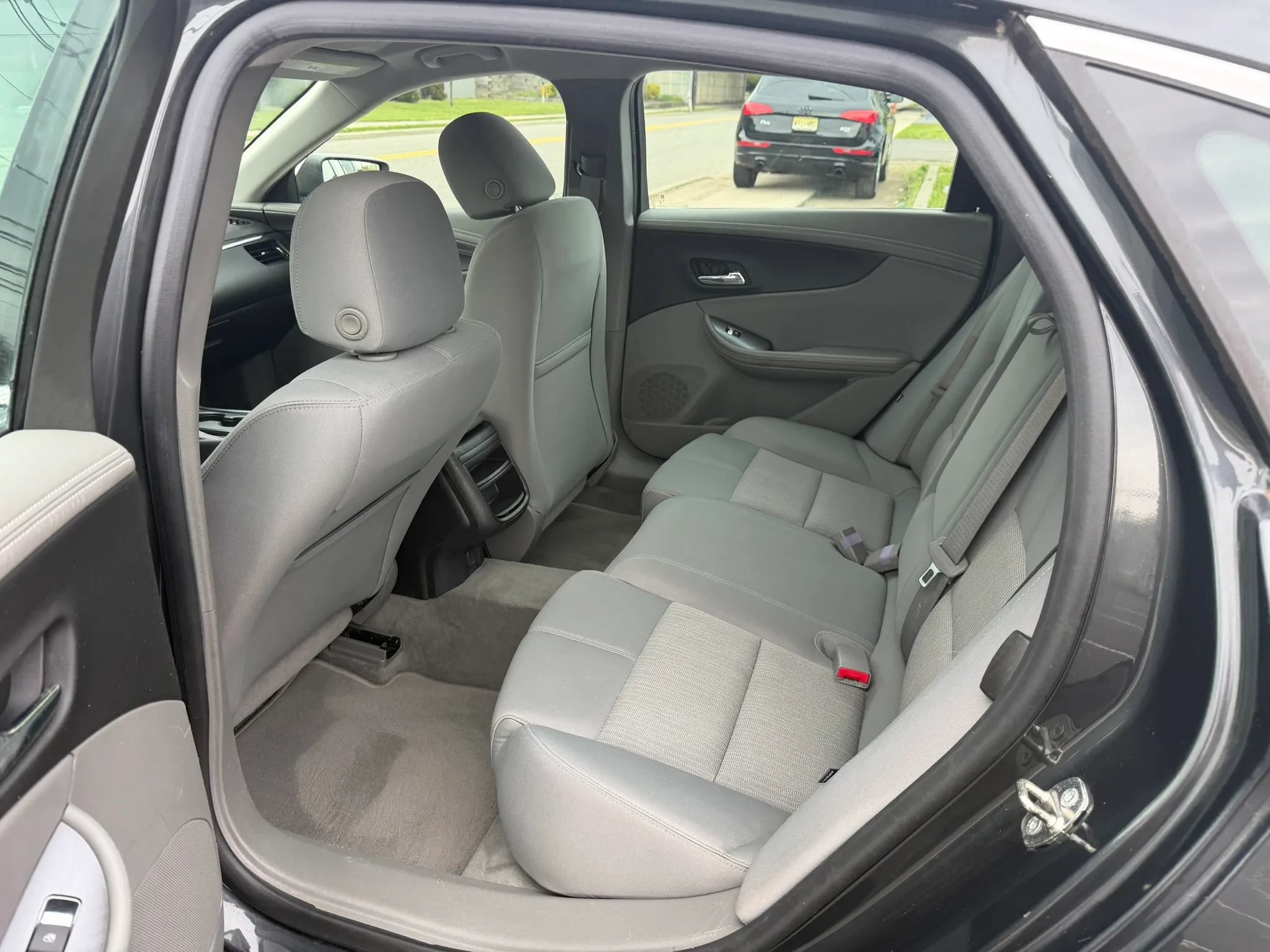 Used 2014 Chevrolet Impala LS FWD image 15