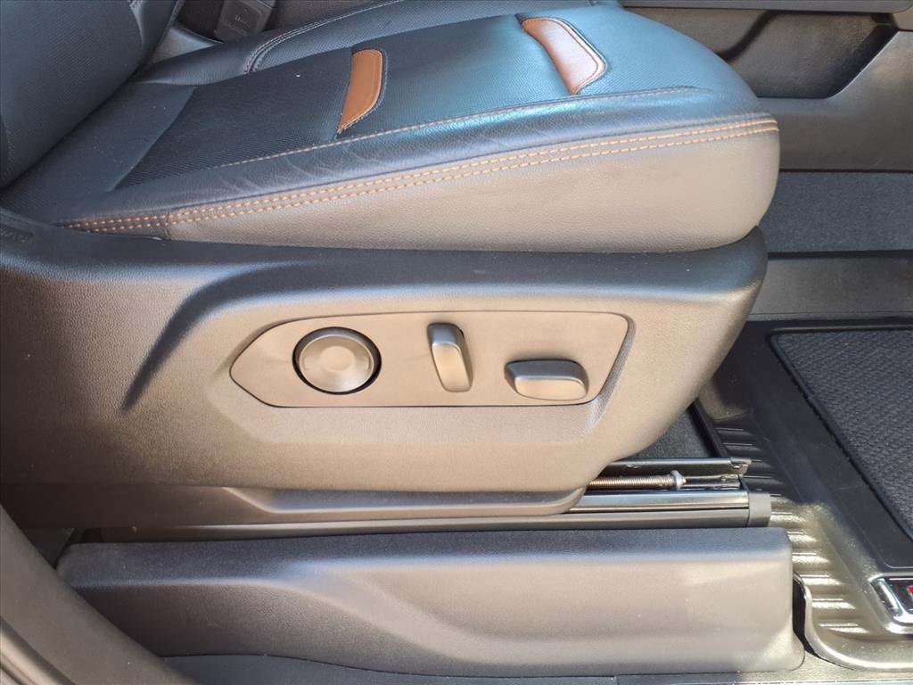 Used 2022 GMC Sierra 1500 AT4 w/ Sierra Safety Plus Package image 14