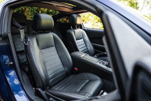 Used 2012 Ford Mustang GT Premium w/ Security Pkg RWD image 70