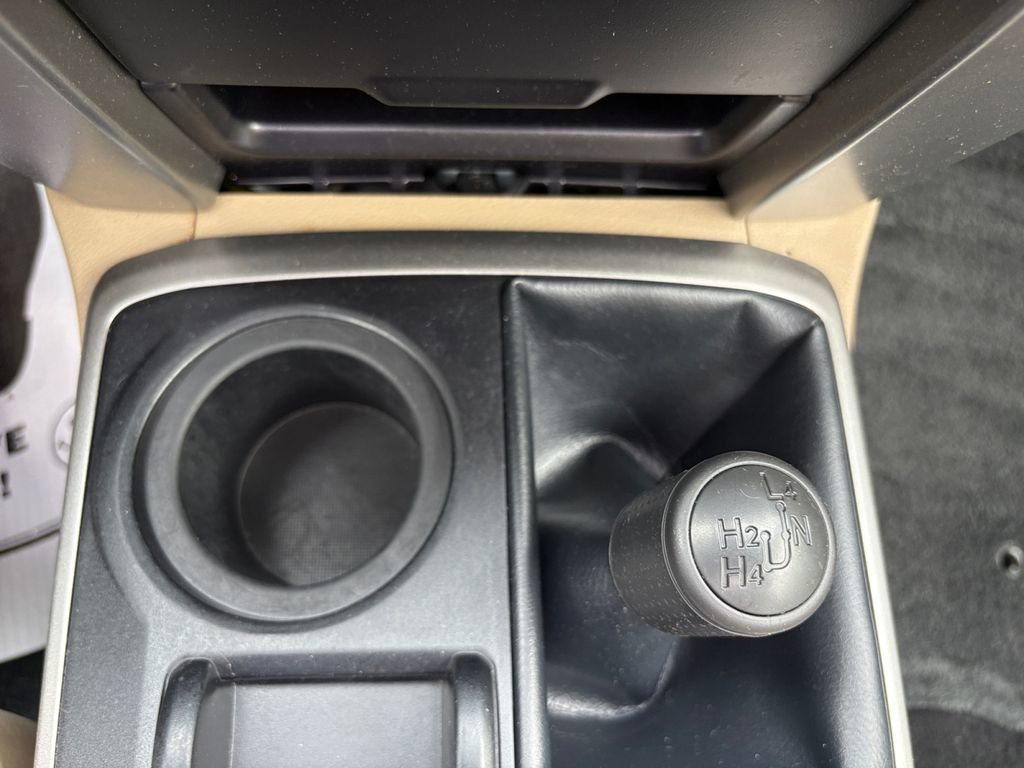 Used 2011 Toyota 4Runner SR5 AWD/4WD image 18