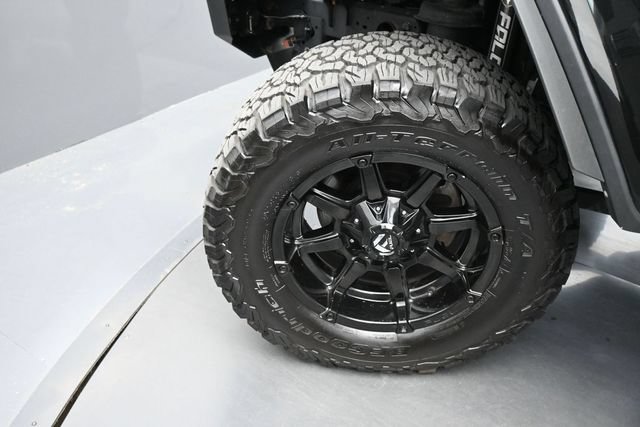 Used 2022 Jeep Gladiator Rubicon w/ Dual Top Group AWD/4WD image 27