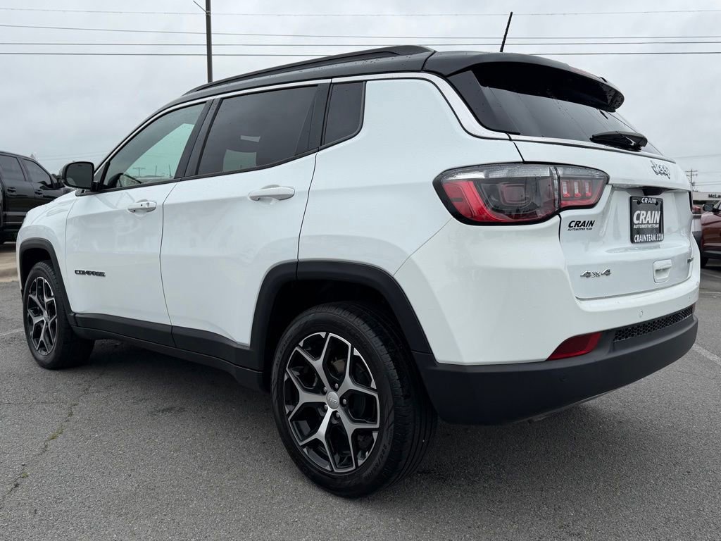 Used 2024 Jeep Compass Limited AWD/4WD image 5