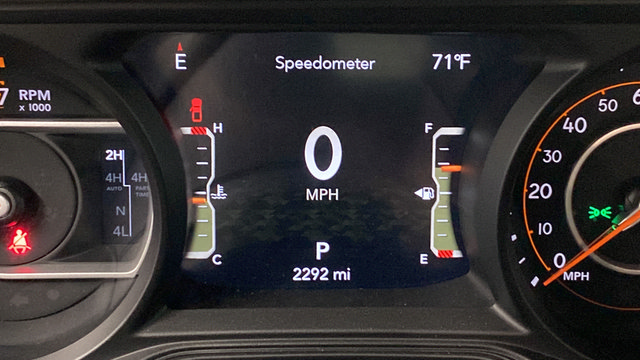 Certified 2025 Jeep Gladiator Mojave AWD/4WD image 10