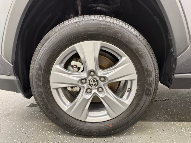 Certified 2025 Toyota RAV4 XLE AWD/4WD image 19