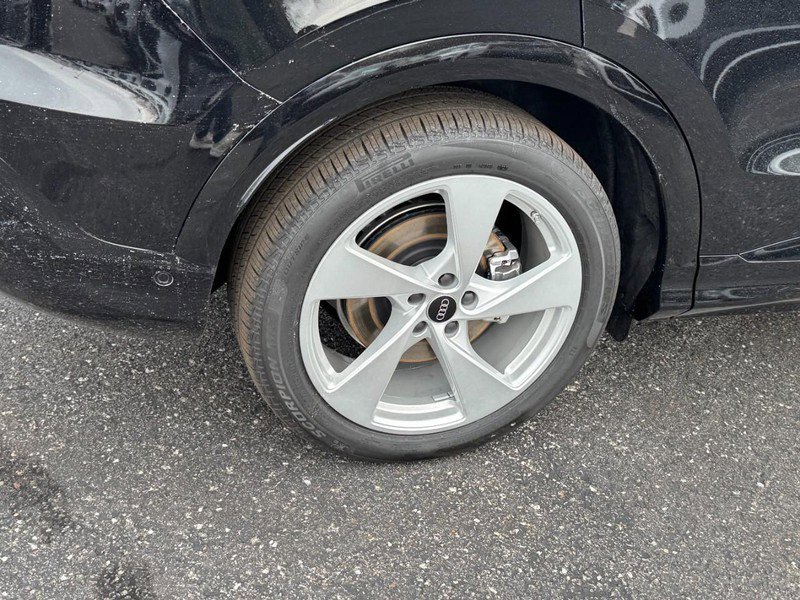 New 2025 Audi Q5 Prestige image 4