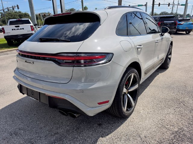 Used 2024 Porsche Macan S AWD/4WD image 5