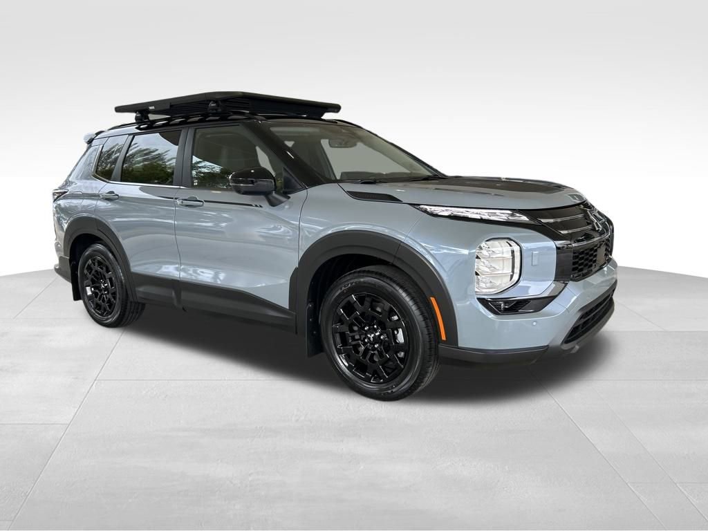 New 2026 Mitsubishi Outlander Trail Edition image 2
