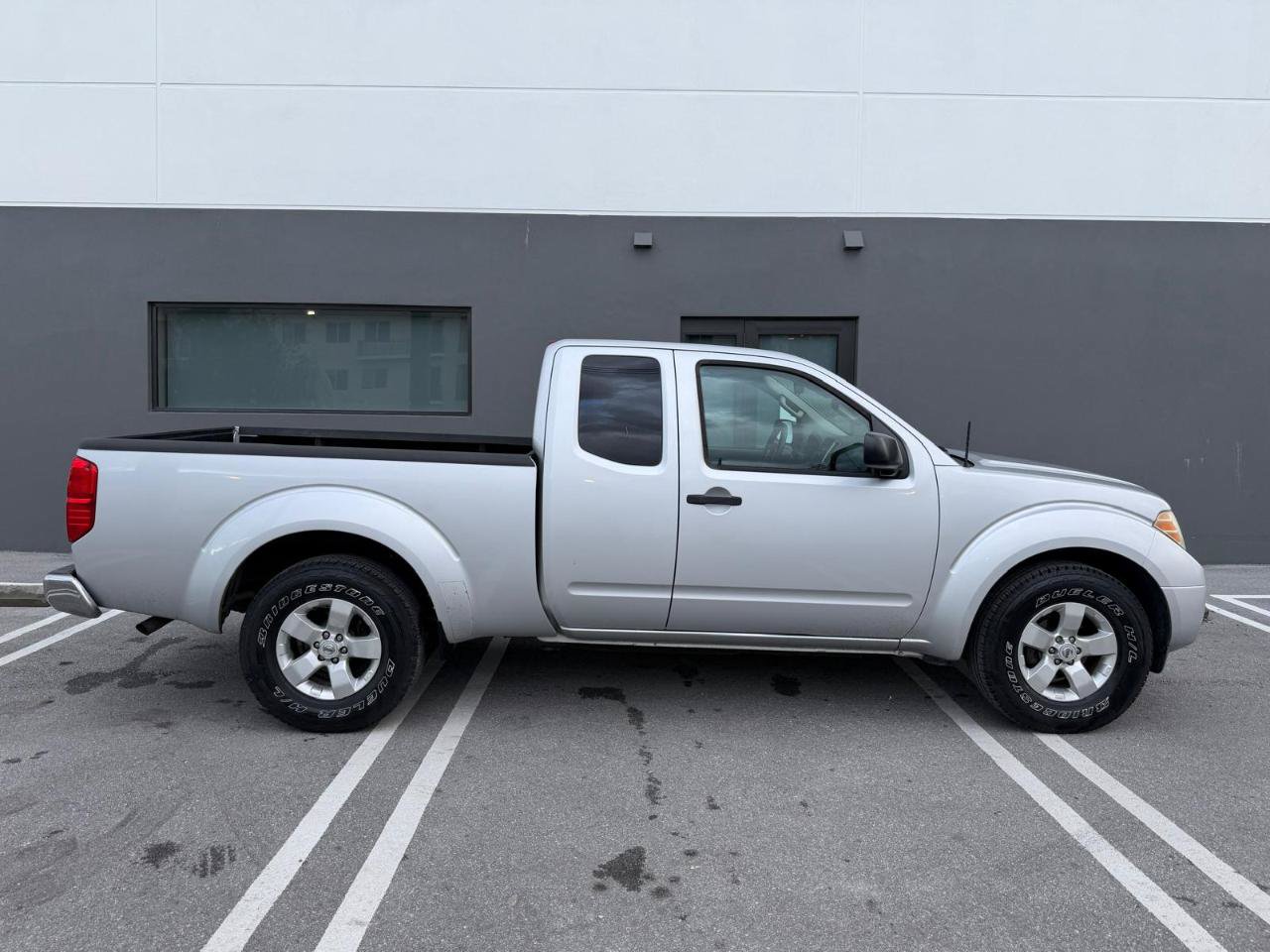 Used 2012 Nissan Frontier SV RWD image 10