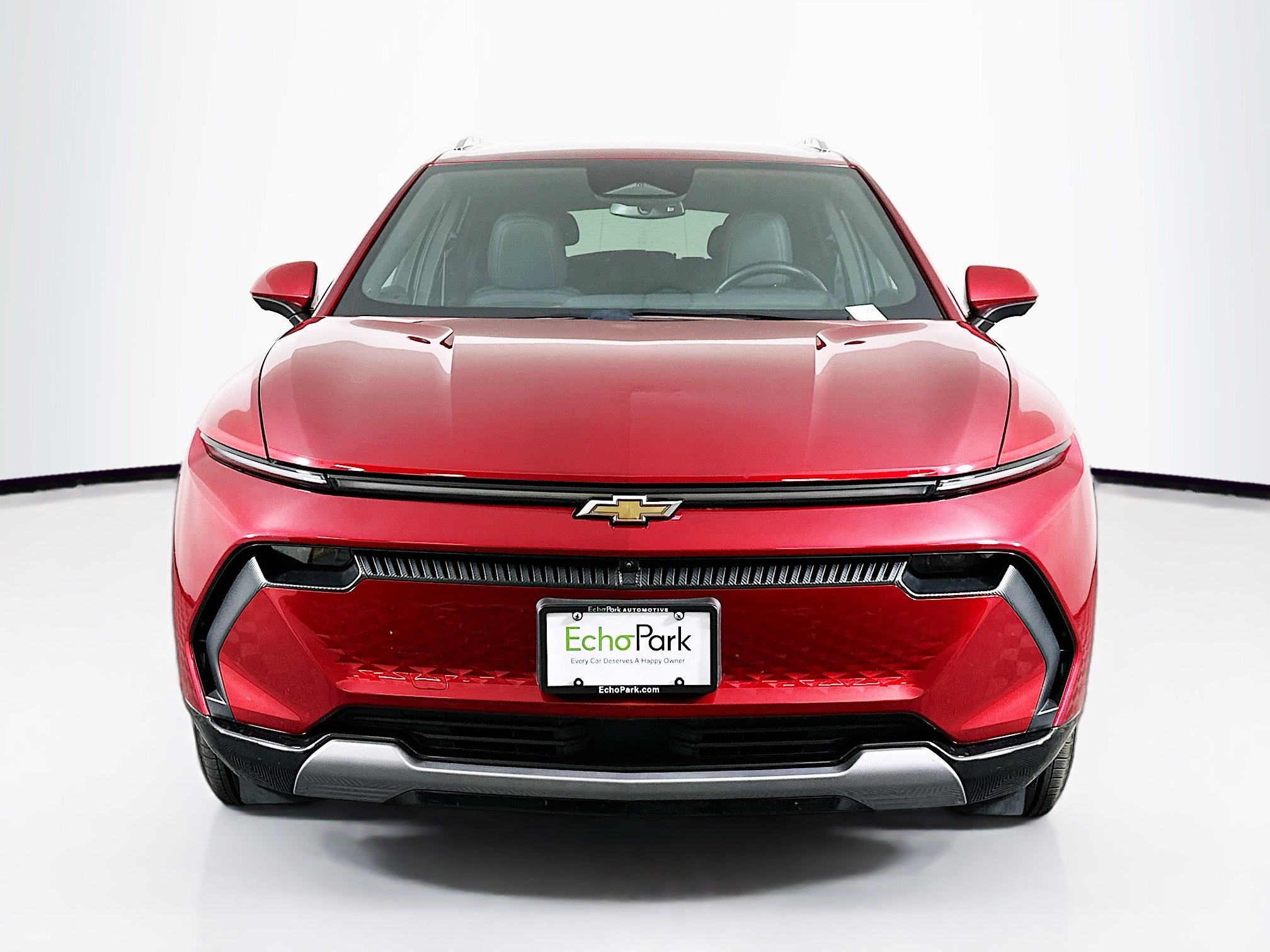 Used 2024 Chevrolet Equinox EV LT image 2