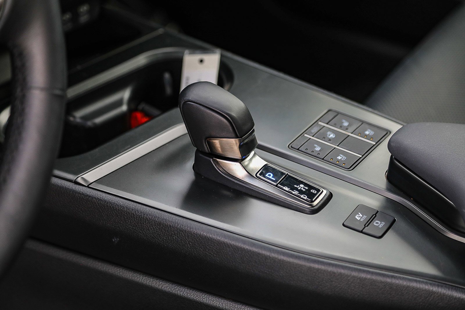 Used 2025 Lexus UX 300h AWD w/ Cold Area Package image 20