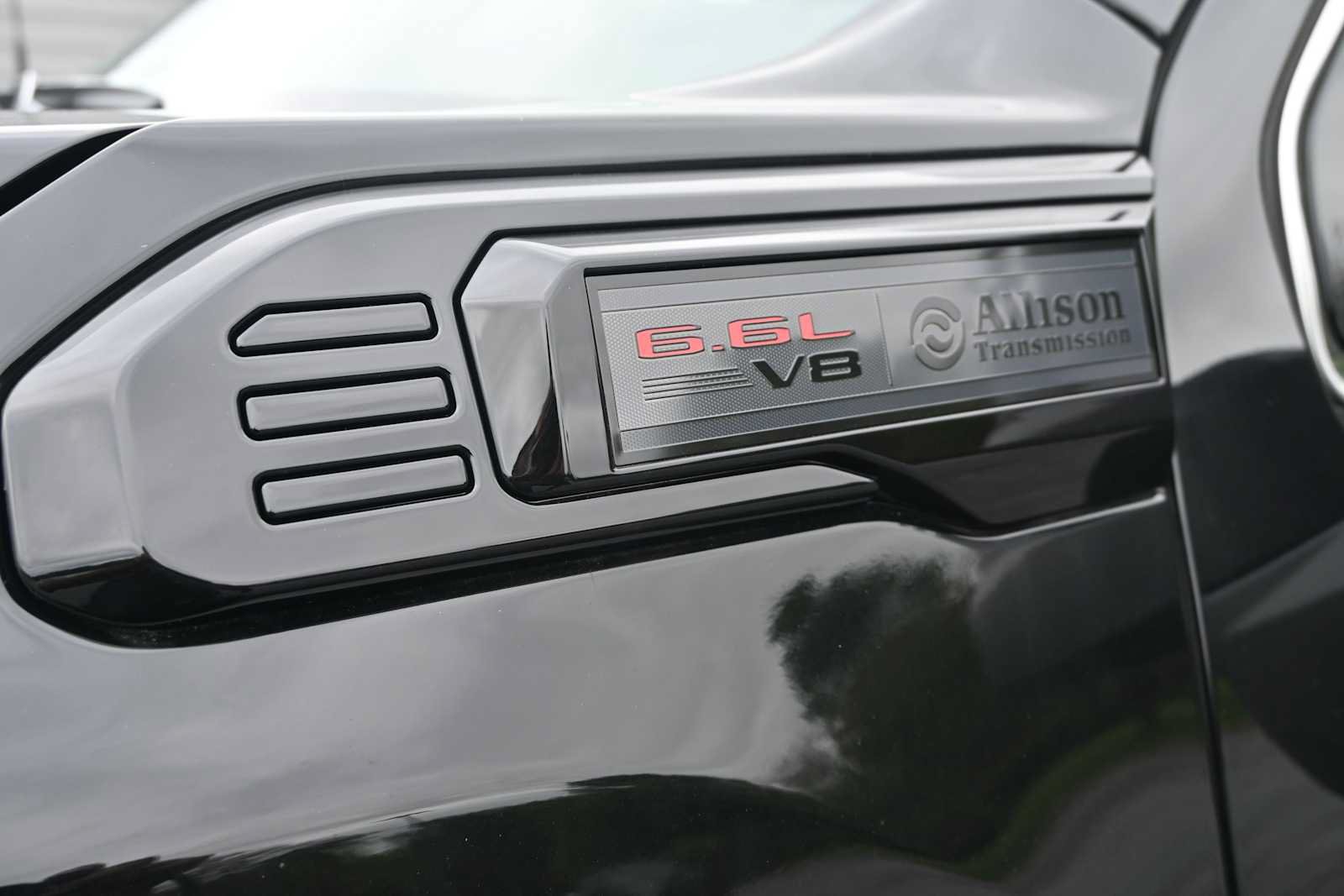 New 2026 GMC Sierra 3500 Denali w/ Technology Package AWD/4WD image 11