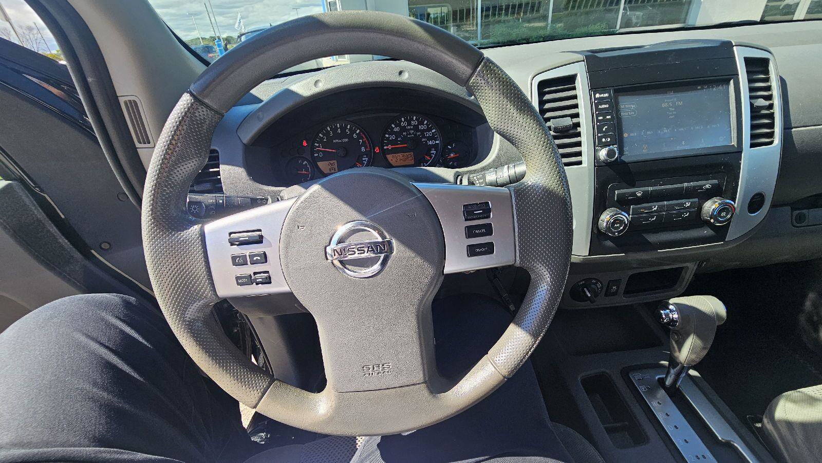 Used 2019 Nissan Frontier SV AWD/4WD image 7
