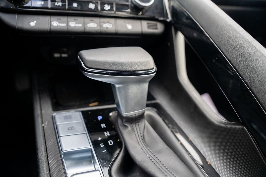 Certified 2024 Hyundai Elantra SEL w/ Convenience Package image 25