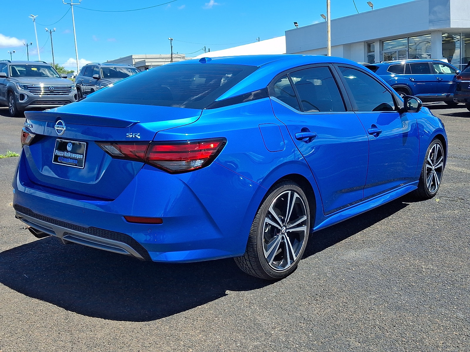 Used 2022 Nissan Sentra SR w/ SR Premium Package FWD image 7