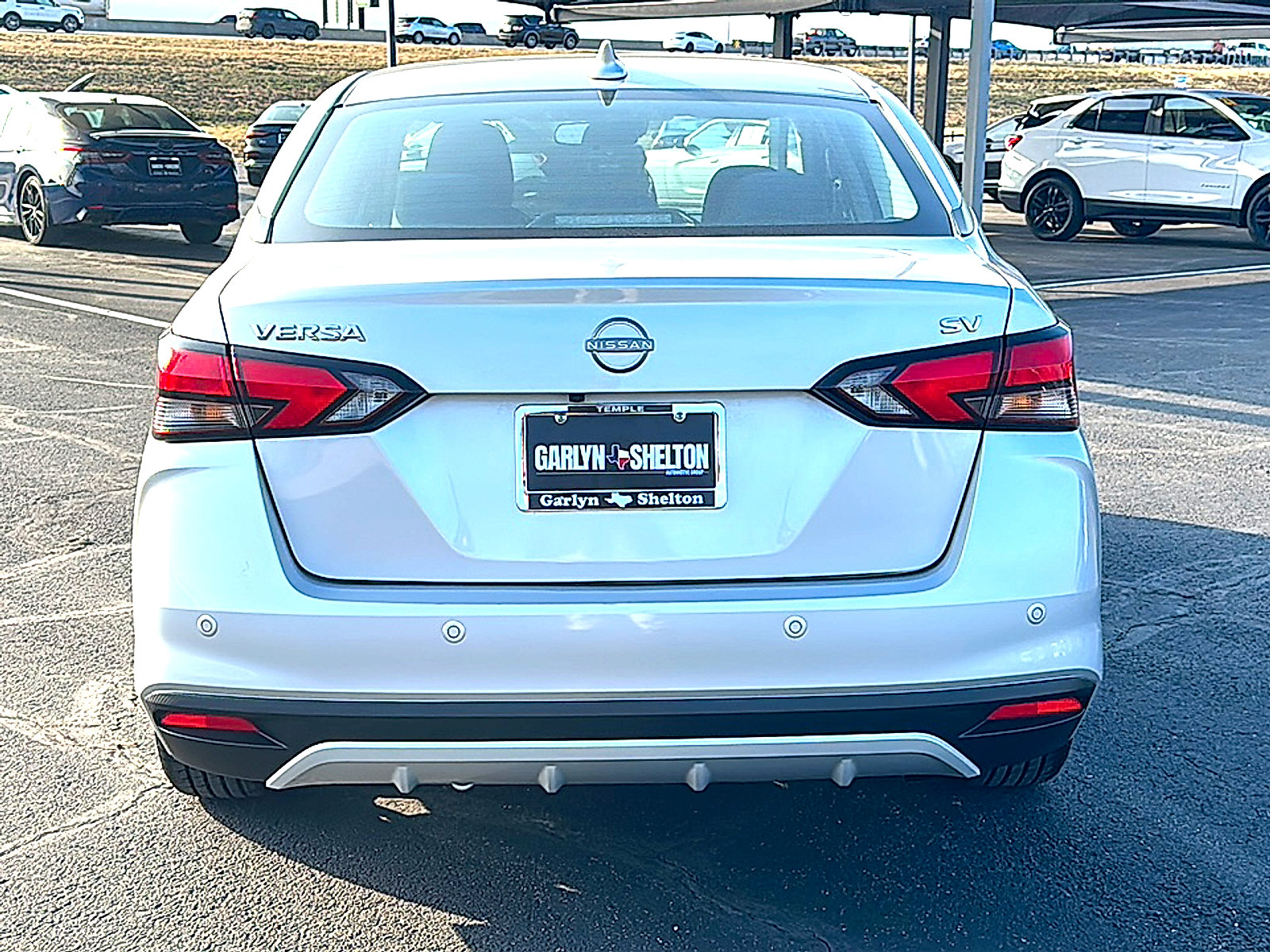 Used 2023 Nissan Versa SV image 7