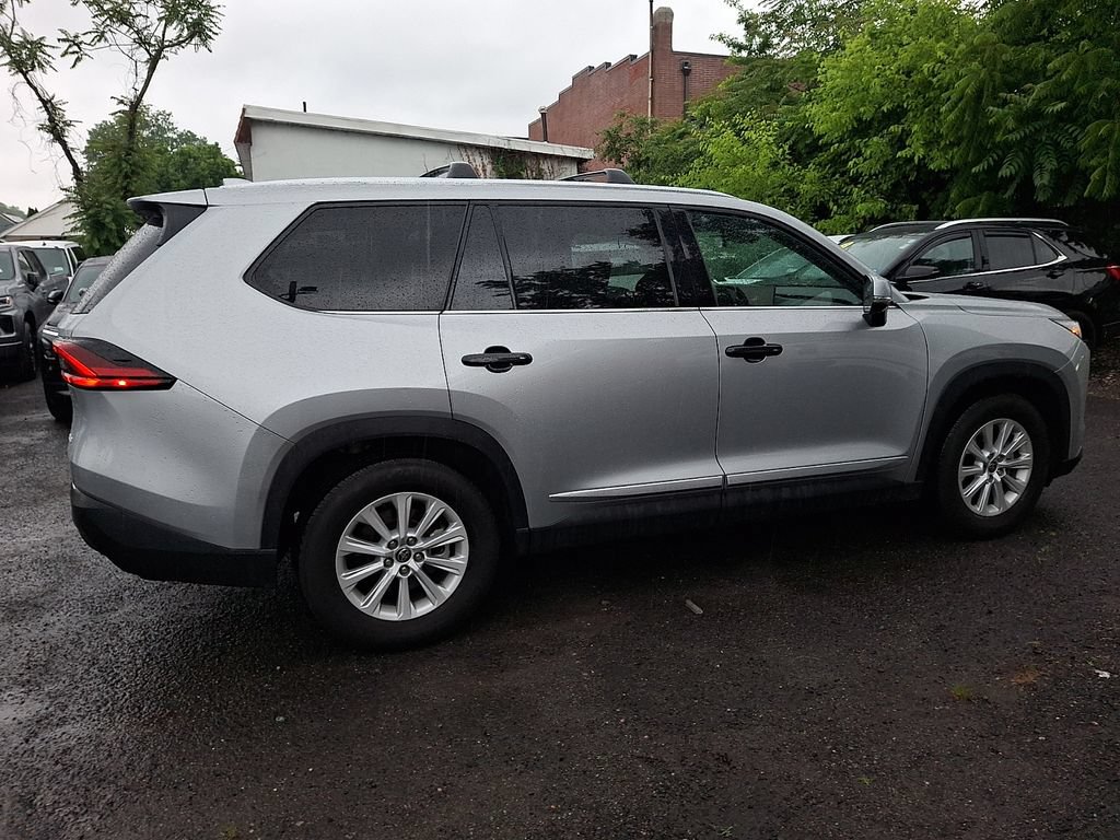 Used 2025 Toyota Grand Highlander AWD Hybrid image 9