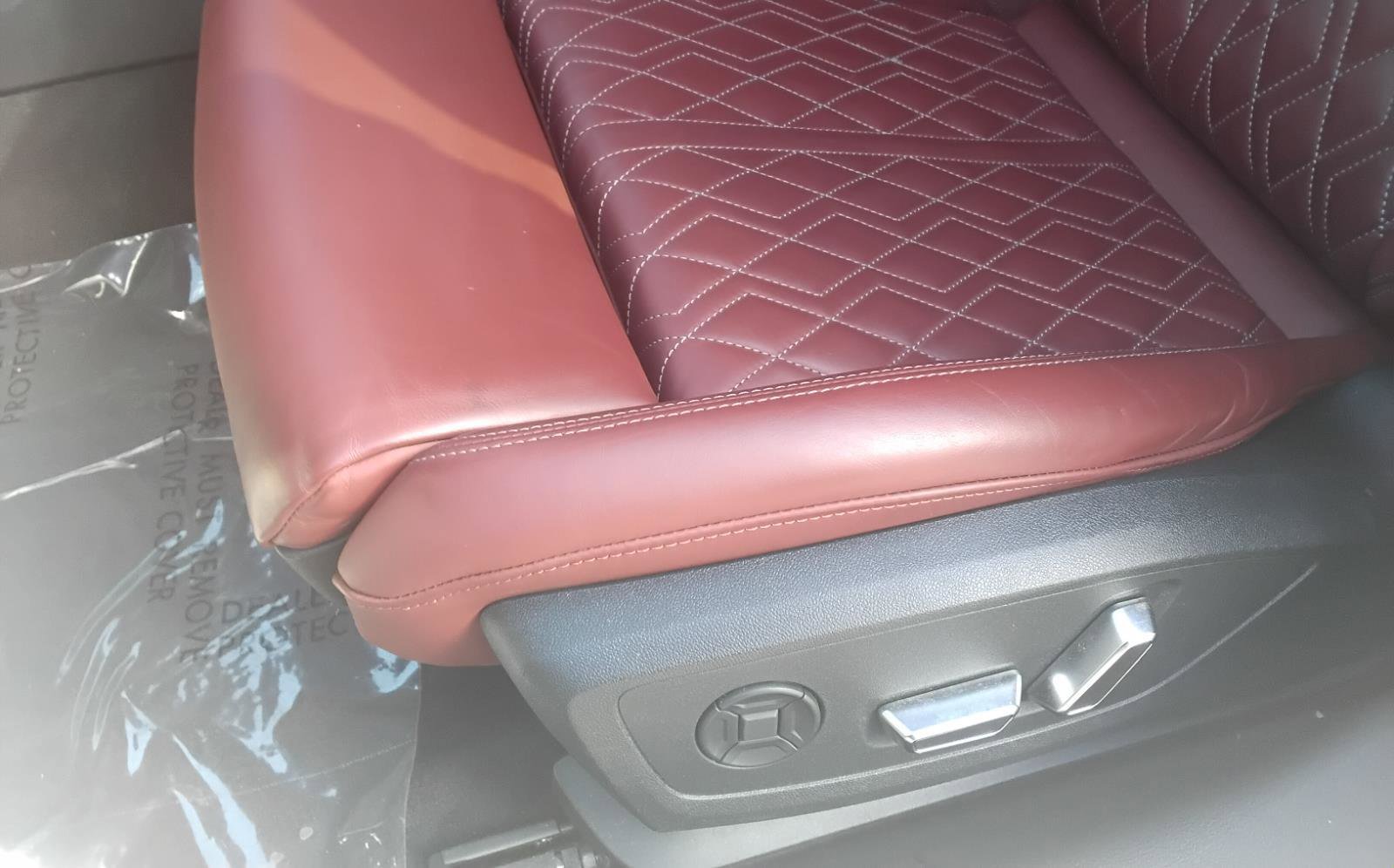 Used 2023 Audi S6 Premium Plus w/ Premium Plus Package image 17