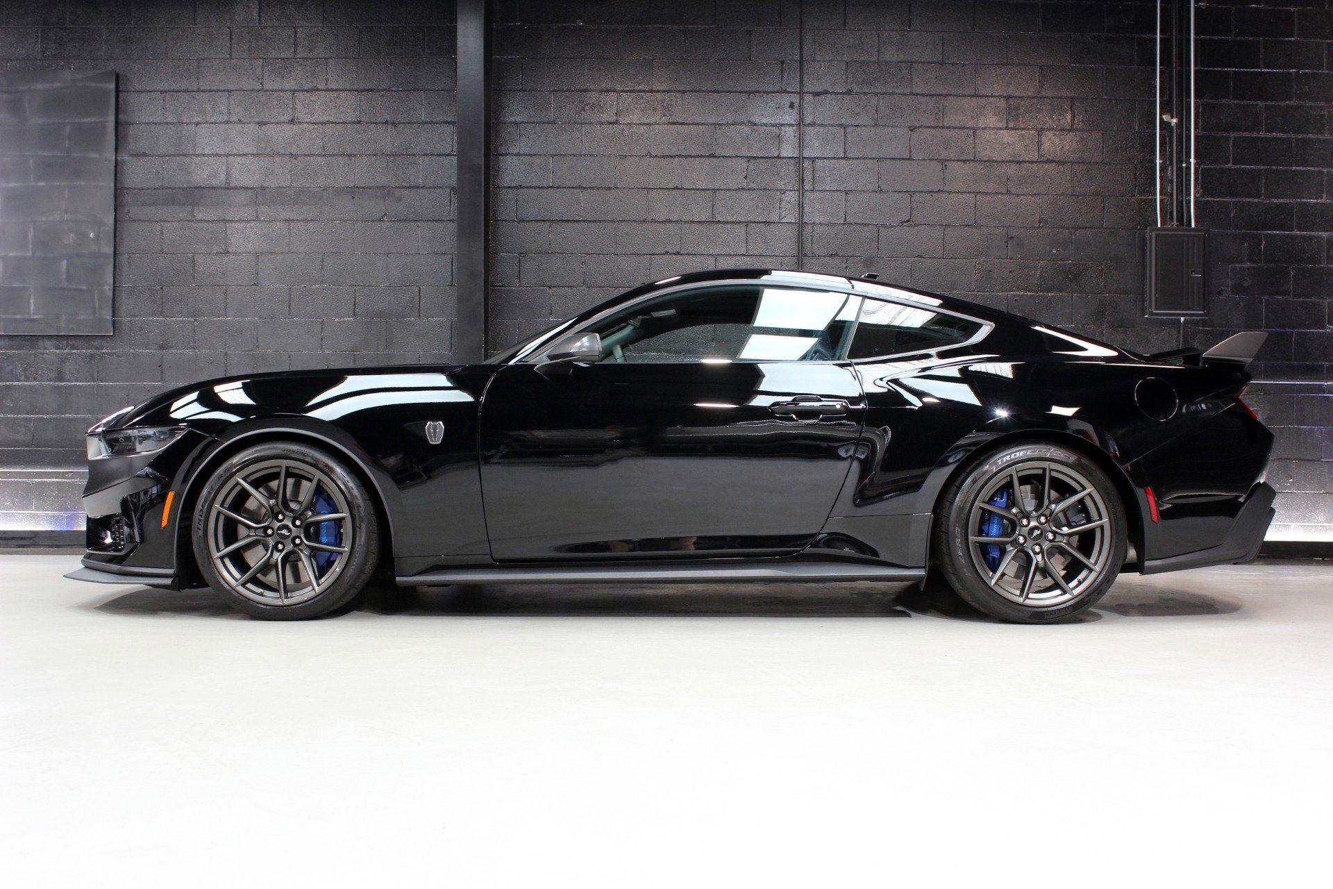 Used 2024 Ford Mustang Dark Horse w/ Dark Horse Handlin Package image 4