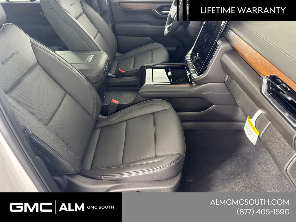 New 2026 GMC Yukon XL Denali w/ Denali Reserve Package image 15