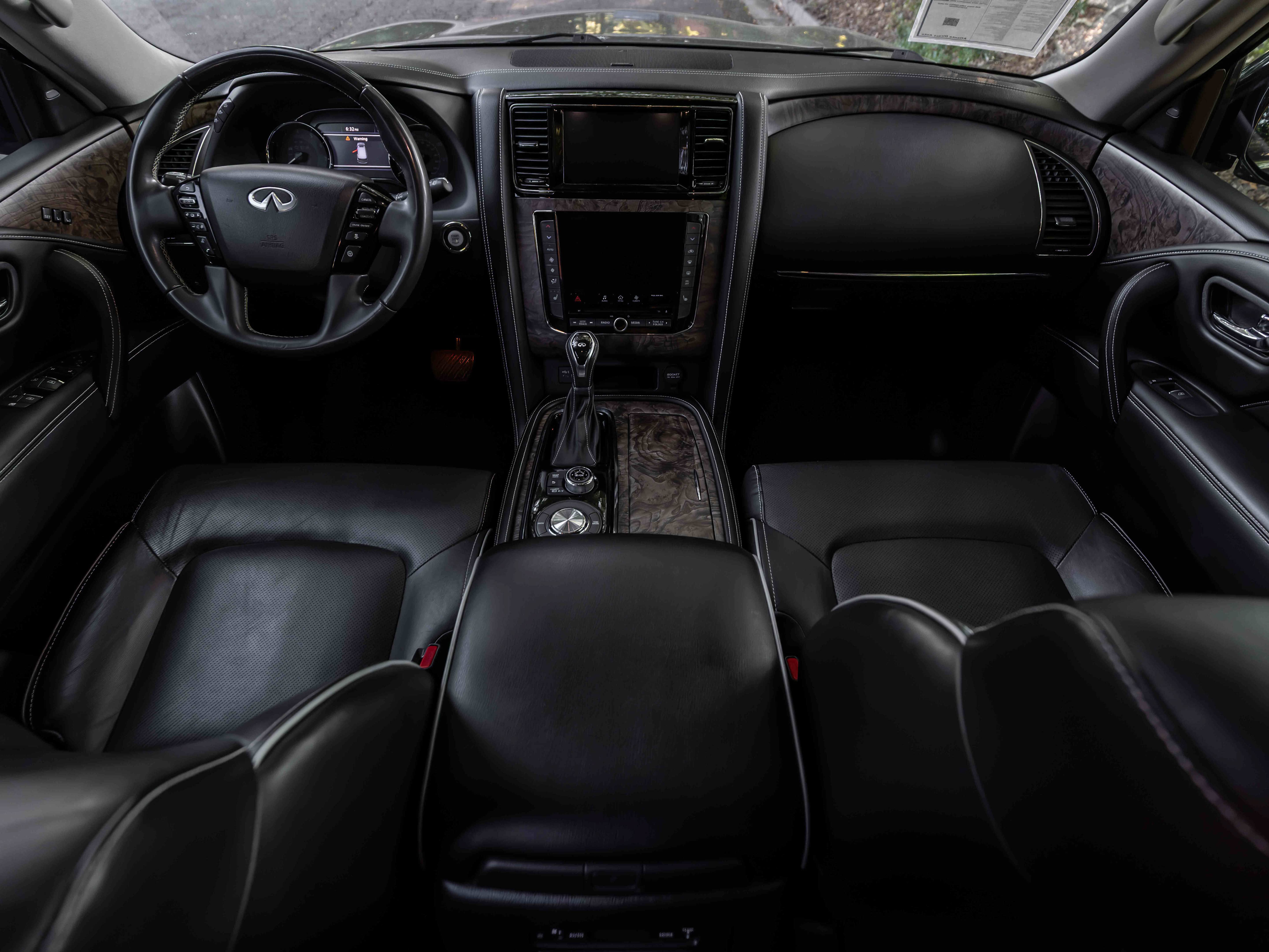Used 2021 INFINITI QX80 Premium Select w/ All-Season Package RWD image 5