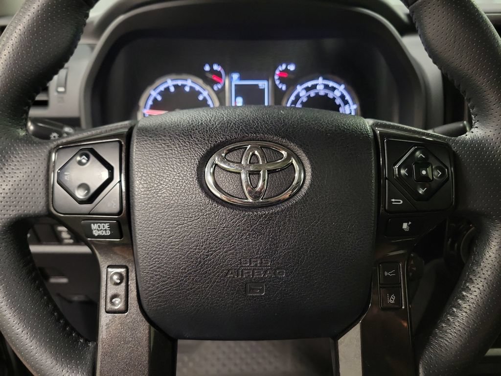 Used 2020 Toyota 4Runner Nightshade AWD/4WD image 23