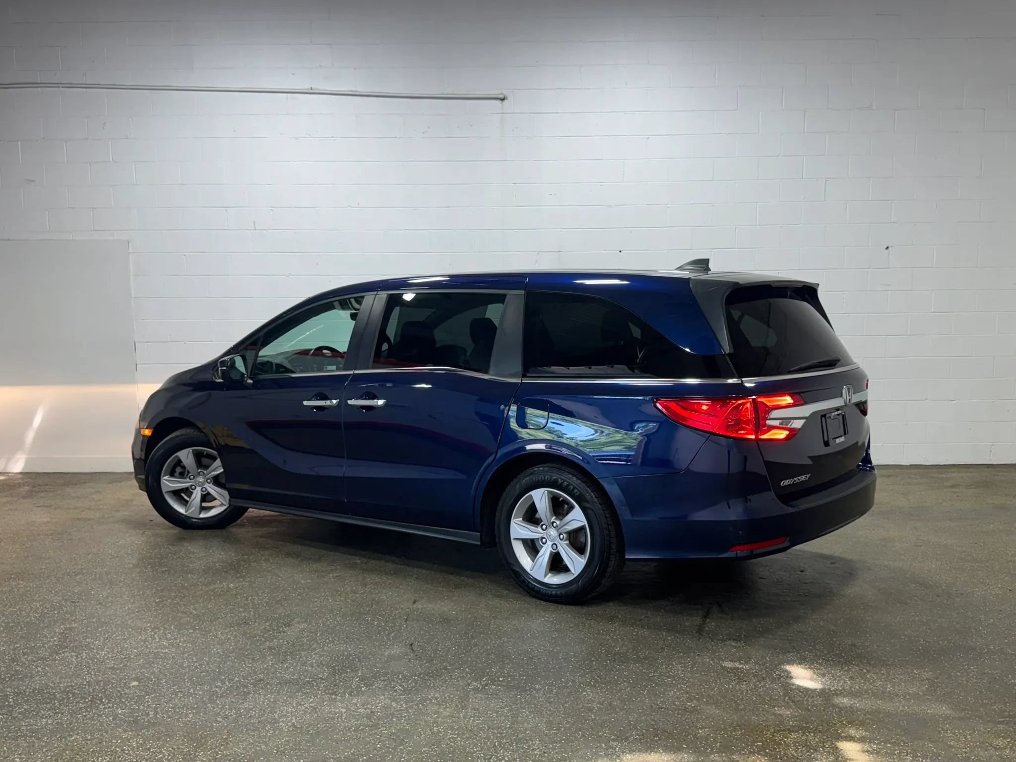 Used 2019 Honda Odyssey EX-L image 5