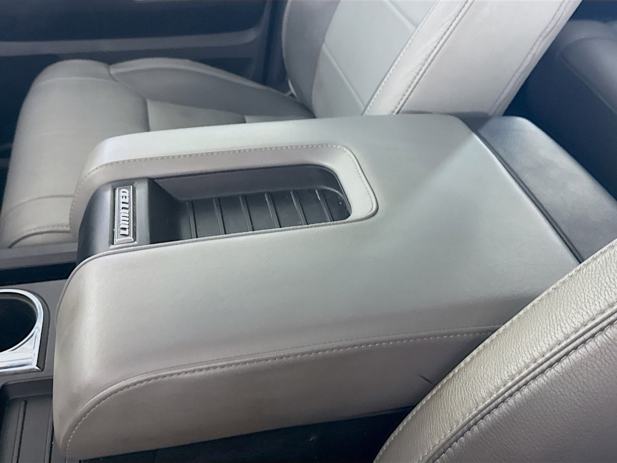 Used 2018 Toyota Tundra Limited w/ Limited Premium Package image 18