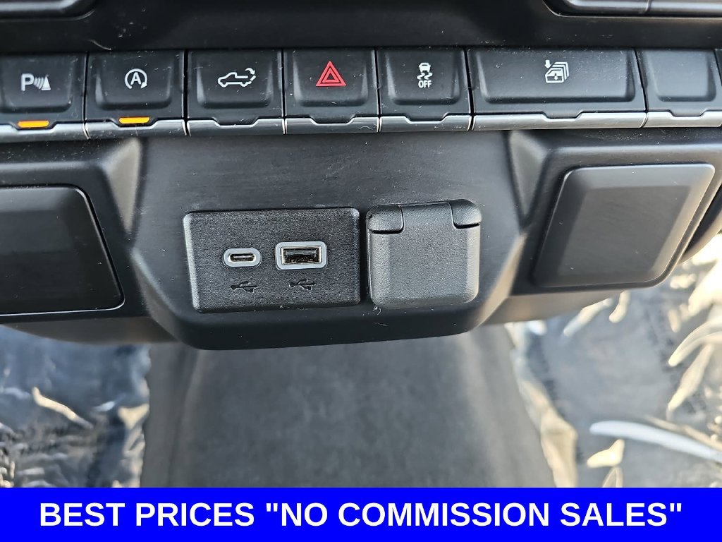 Used 2019 Chevrolet Silverado 1500 LT w/ All-Star Edition AWD/4WD image 24