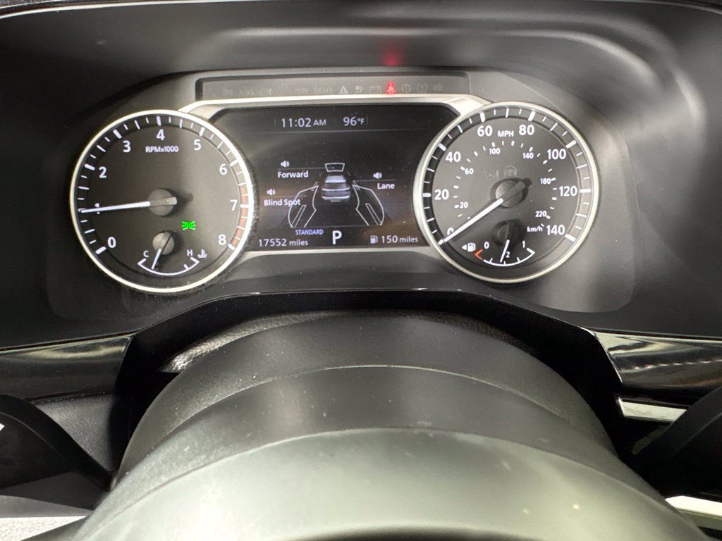 Used 2024 Nissan Pathfinder SV FWD image 27