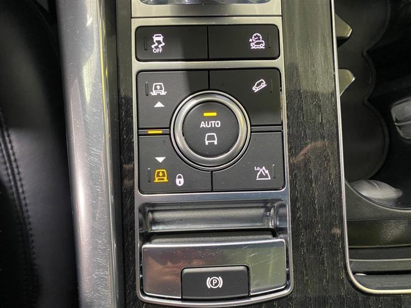 Used 2021 Land Rover Range Rover Sport HSE Dynamic image 15