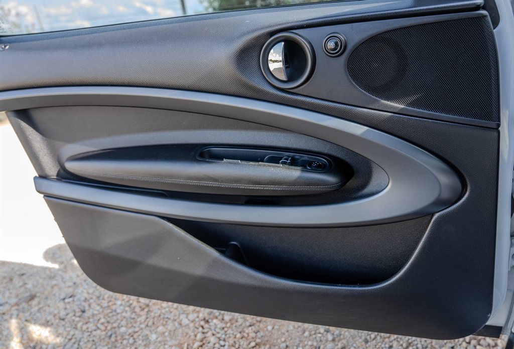 Used 2015 MINI Cooper Paceman S image 24