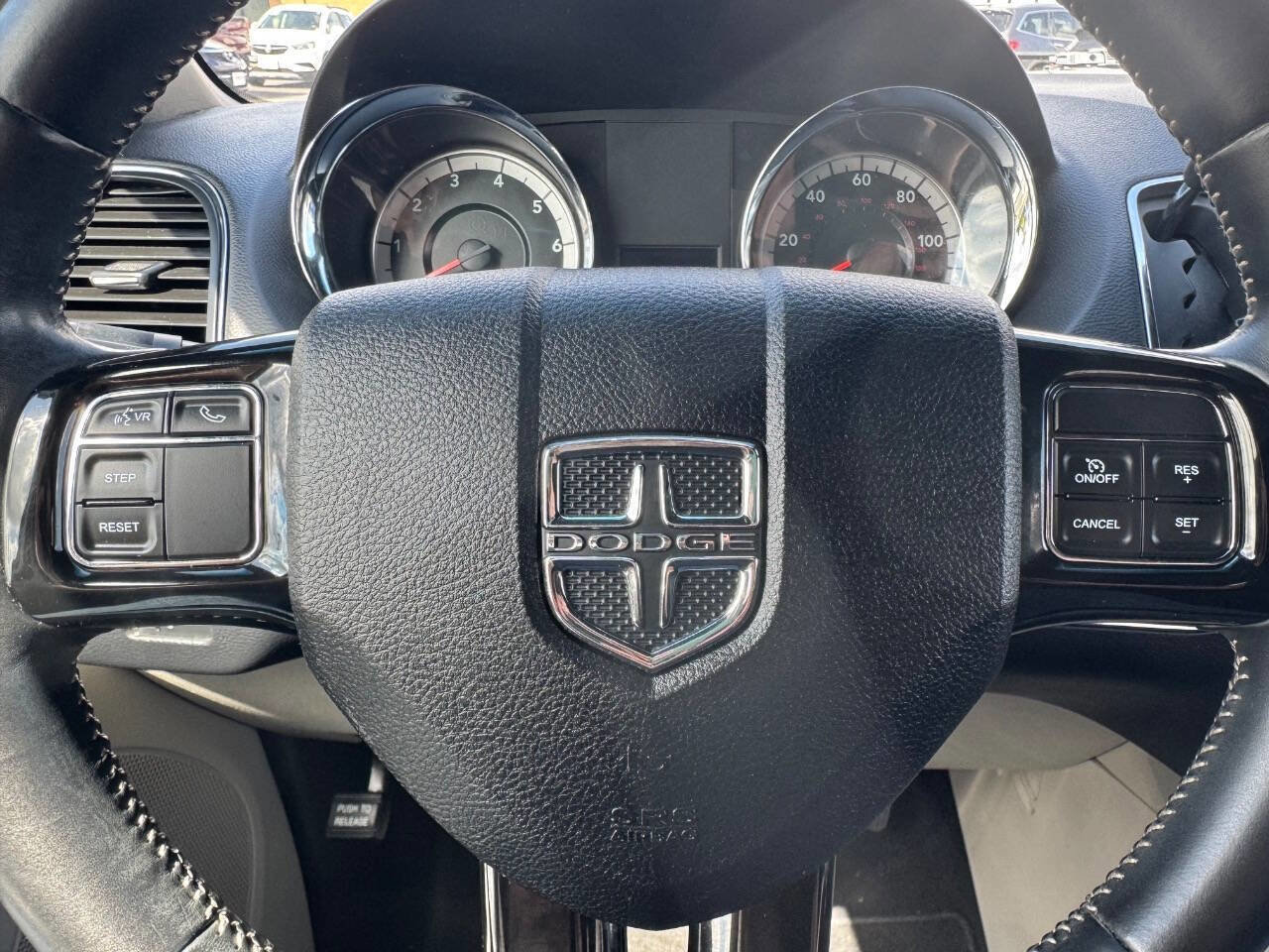 Used 2016 Dodge Grand Caravan SE image 22