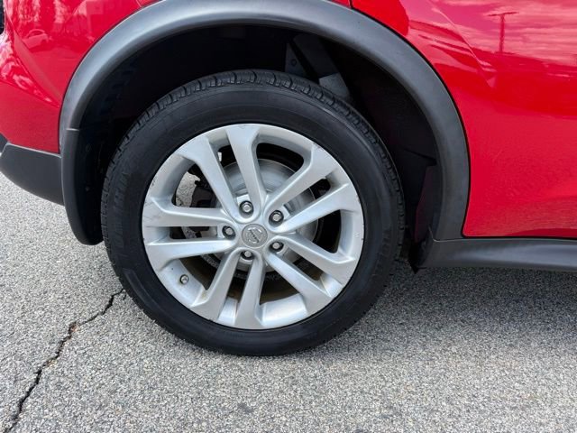 Used 2015 Nissan Juke SV w/ Technology Package AWD/4WD image 27