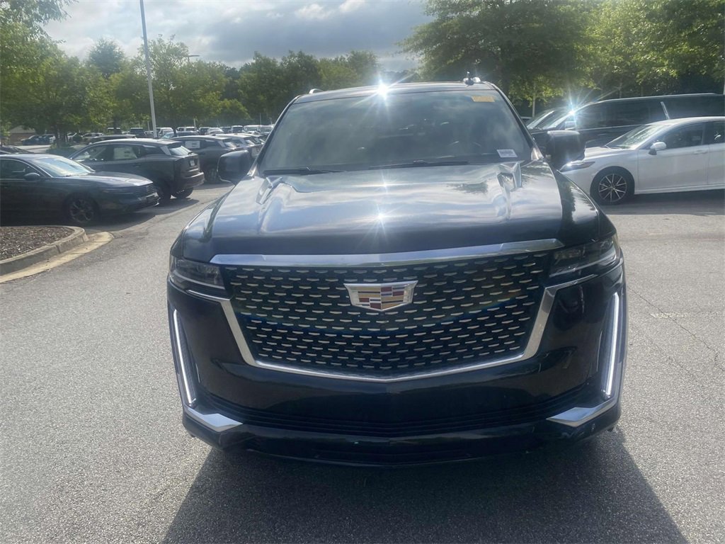 Used 2024 Cadillac Escalade Premium Luxury image 29