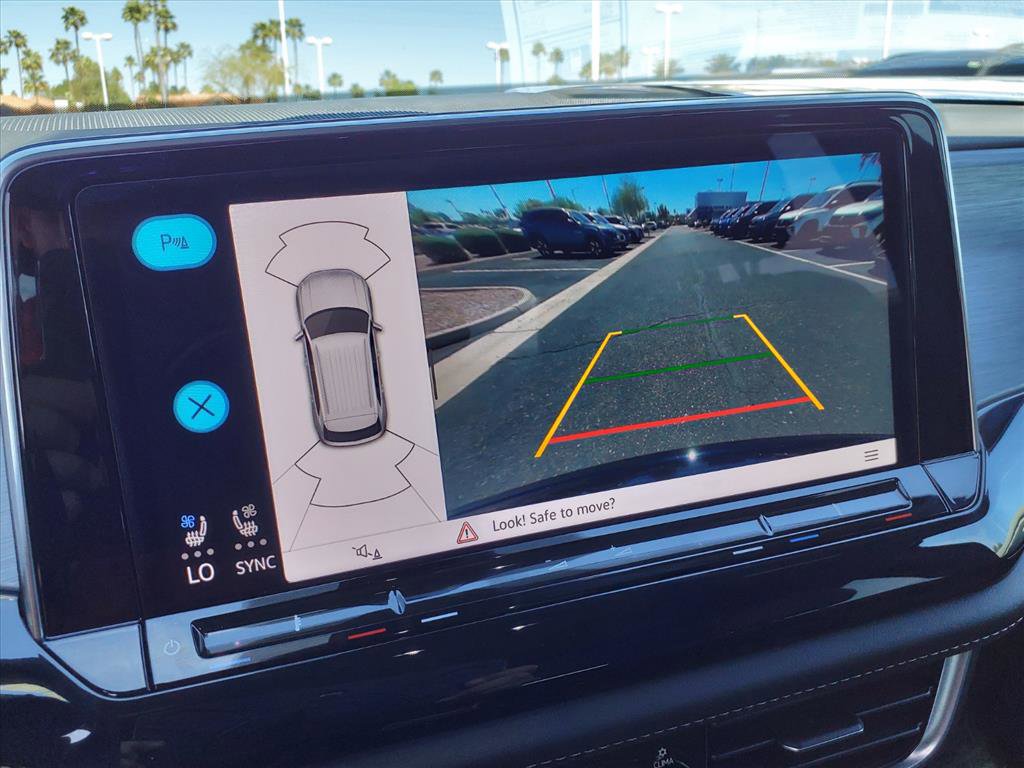 New 2026 Volkswagen Atlas Cross Sport SE image 15