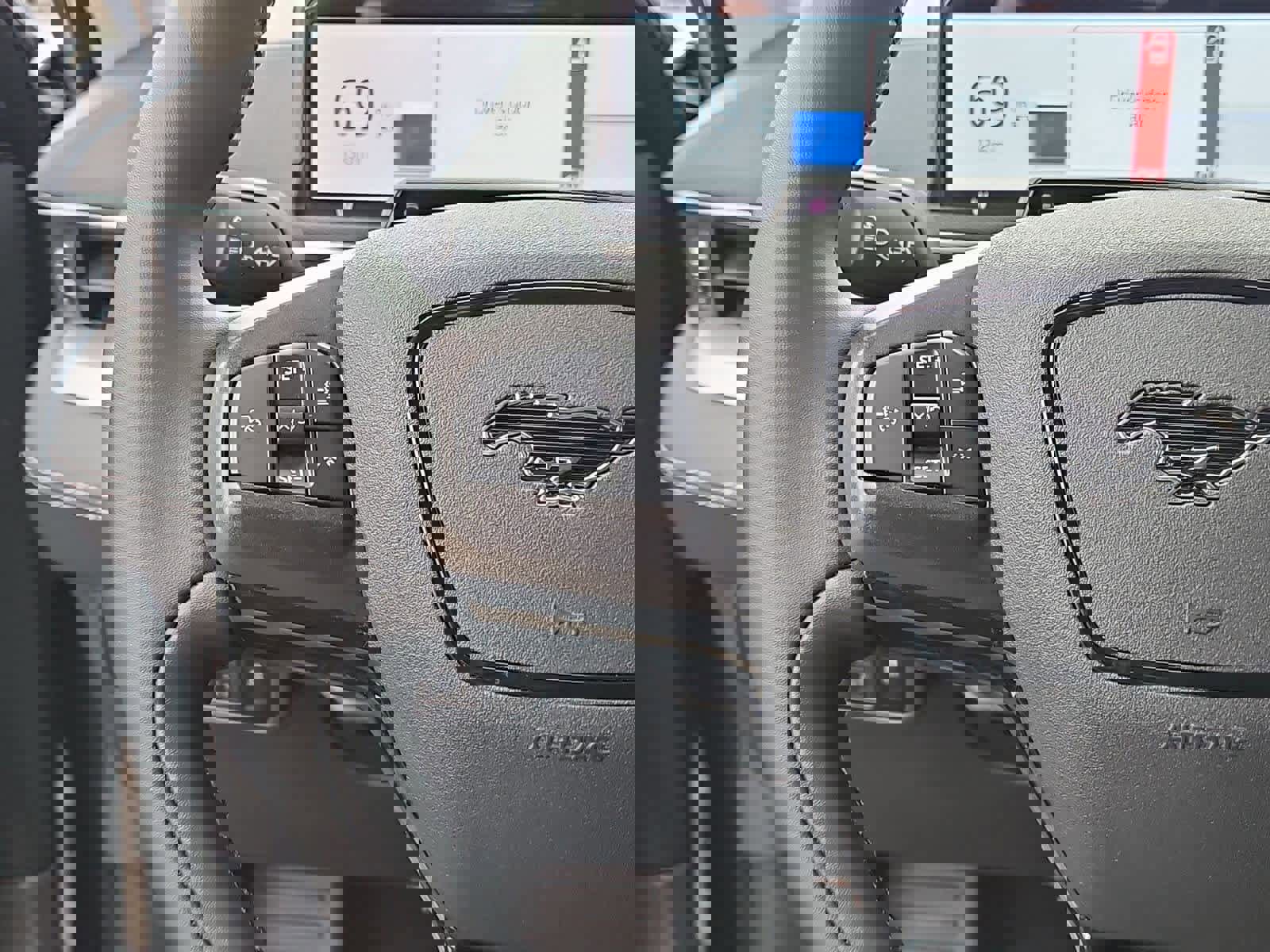 Used 2023 Ford Mustang Mach-E Select image 23