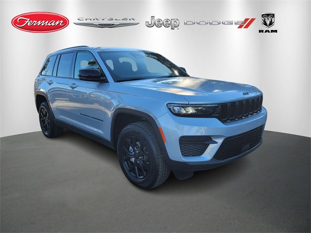 New 2025 Jeep Grand Cherokee Altitude image 1