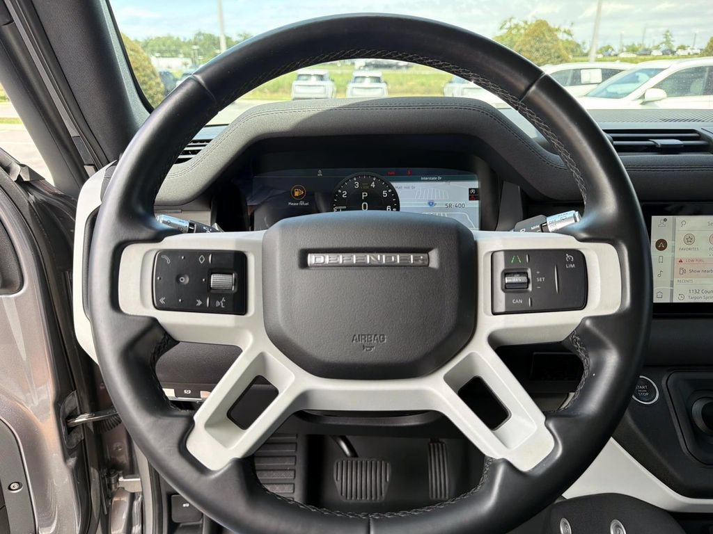 Used 2022 Land Rover Defender 110 SE AWD/4WD image 29