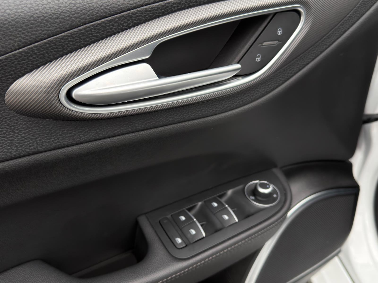 Used 2022 Alfa Romeo Giulia Veloce image 14