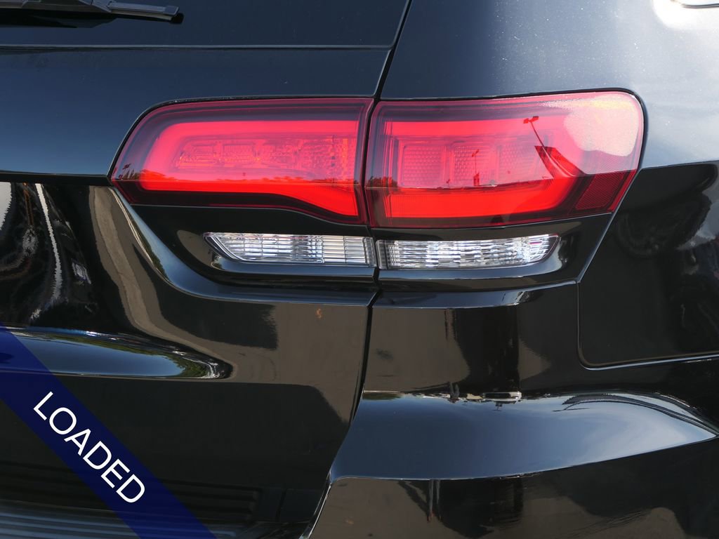 Used 2021 Jeep Grand Cherokee Laredo X image 4