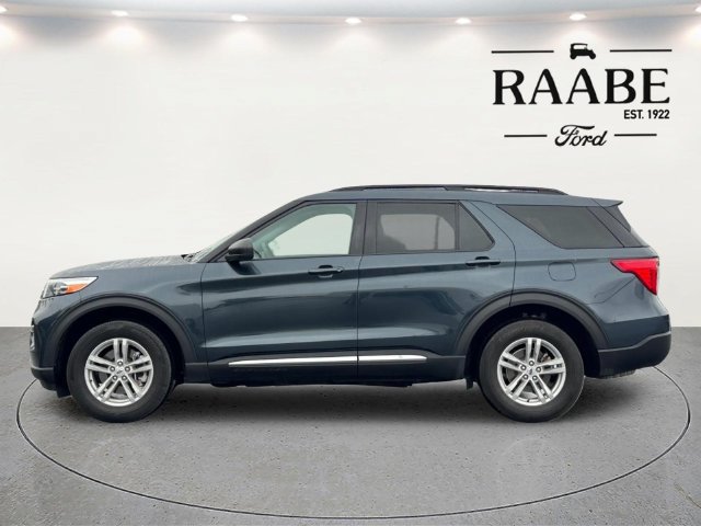 Used 2024 Ford Explorer XLT w/ Equipment Group 202A AWD/4WD image 4