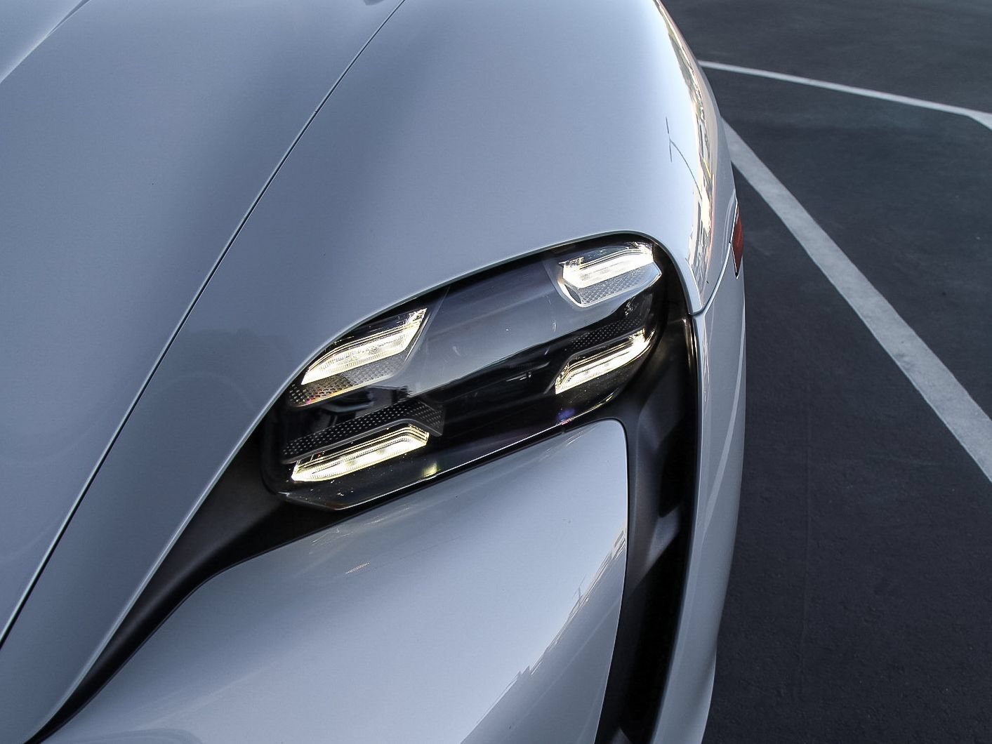 Certified 2022 Porsche Taycan Turbo S AWD/4WD image 7