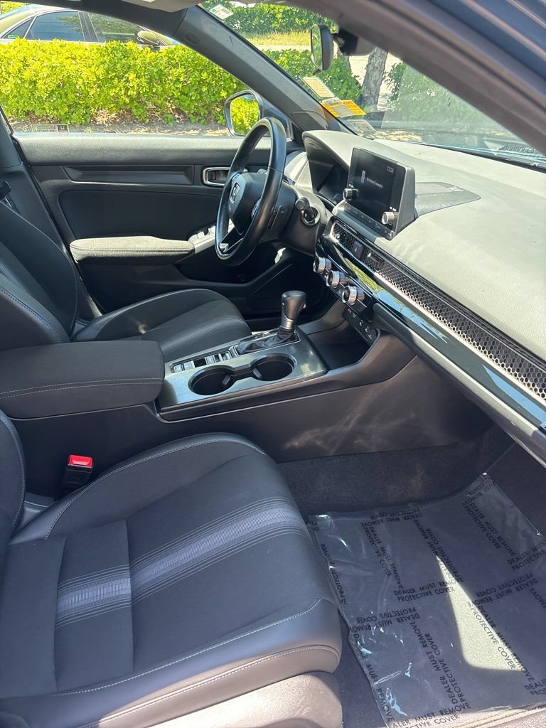 Used 2025 Honda Civic Sport image 24