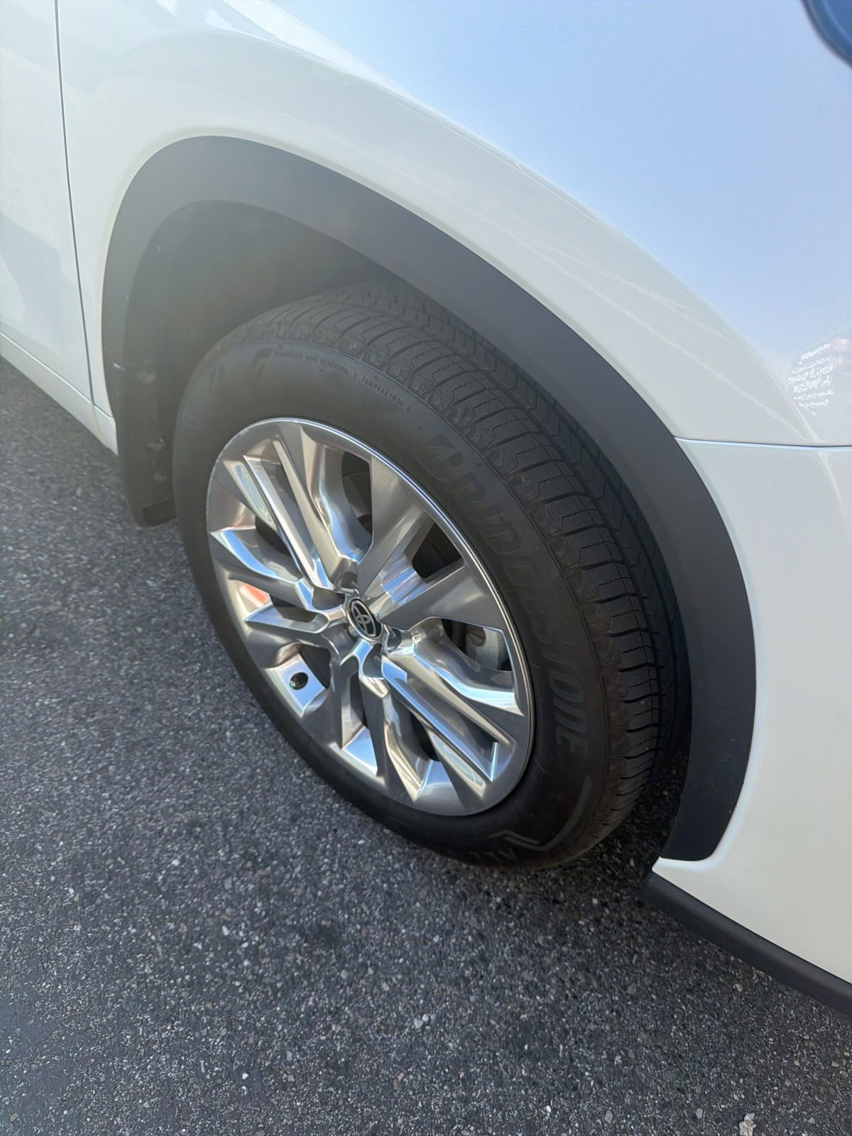 New 2026 Toyota Highlander Limited AWD/4WD image 8